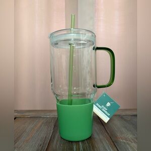 Target Bullseye Playground 33 oz Clear Glass Tumbler Green Easter Spring w/ Boot